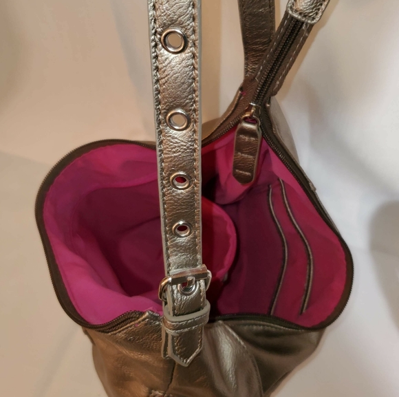 Nicole by Nicole Miller Metallic Shoulder bag - Picture 10 of 15